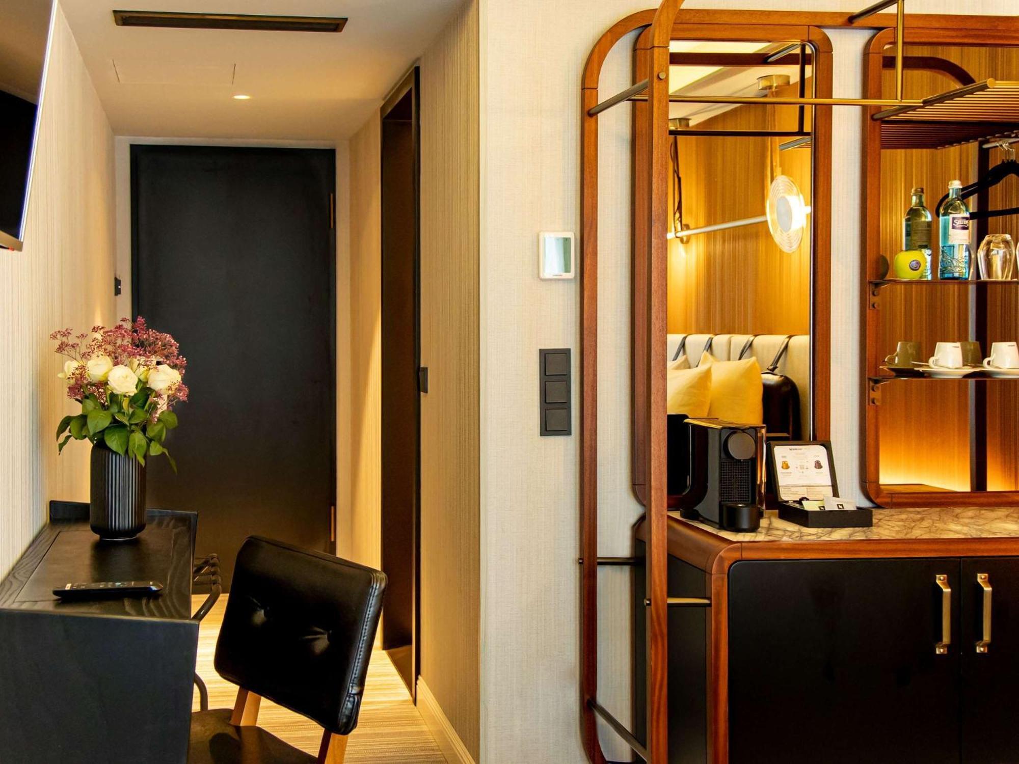 Hotel Muze 4*